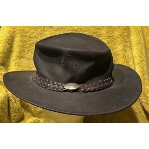 Jacaru Brown Leather Australian Outback Hat Made in Australia Water Resistant